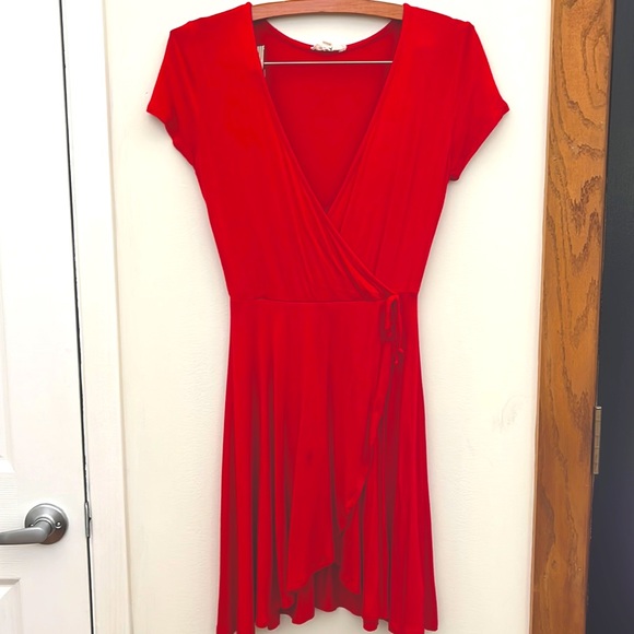Rolla Coster Dresses & Skirts - Red Faux Wrap Dress size S